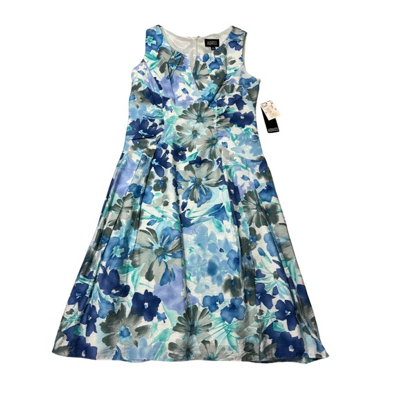 Adrianna Papell Dresses & Skirts - Adrianna Papell Dress 10 Blue Floral Watercolor Fit Flare NWT Elegant Ethereal